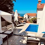Апартаменты Jela - With Pool