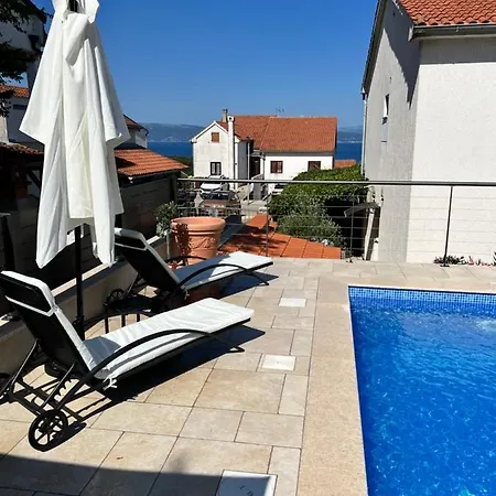 Jela - With Pool Njivice