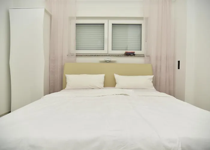 Apartament Jela - With Pool *