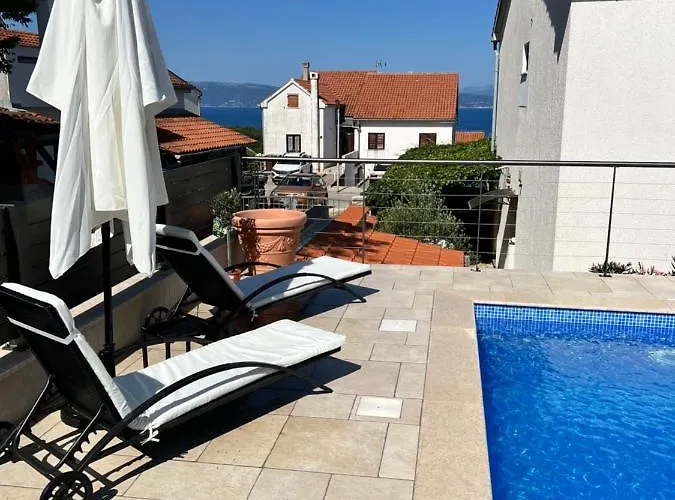 Jela - With Pool Njivice